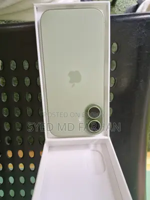 New Apple iPhone 17 256 GB Green