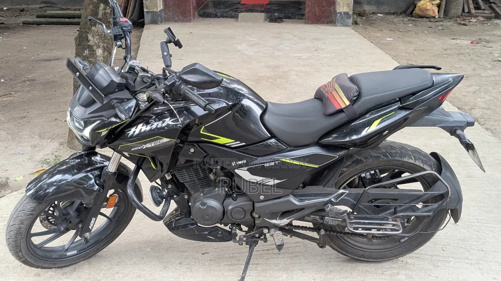 Hero Hunk 160 2025 Black