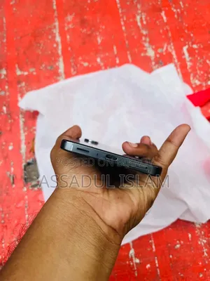 স্যামসাং গ্যালাক্সি এ৩৬ ১২৮ জিবি কালো