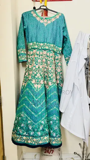 গাউন ড্রেস