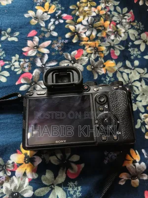 সনি এ৭ ৩ উইথ ৮৫মিমি + ২০মিমি