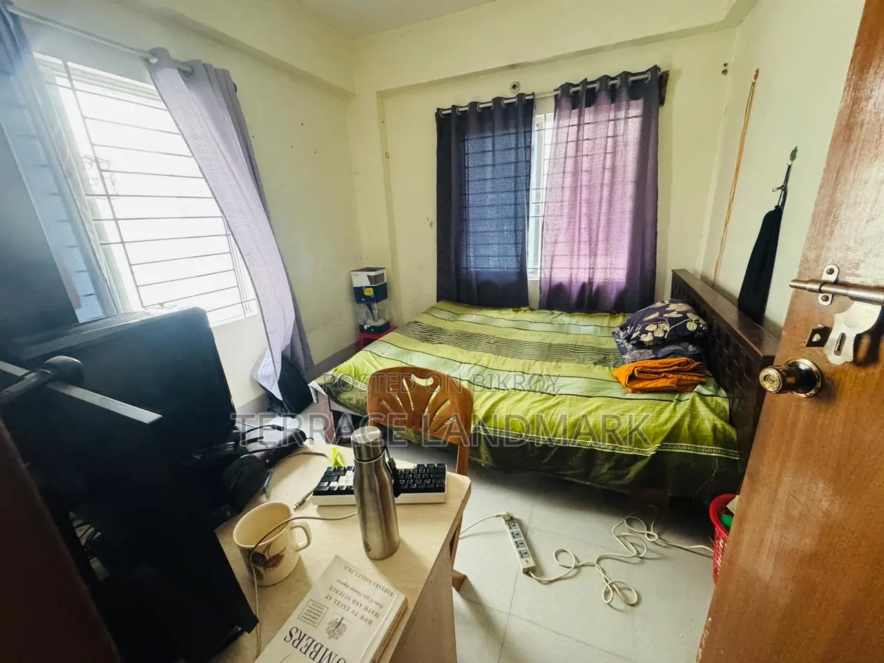 4-bedroom Apartment in Basundhara for sale