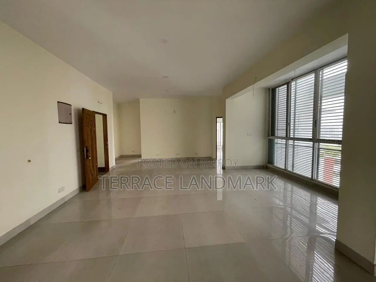 4-bedroom Apartment in Bashundhara for Sale