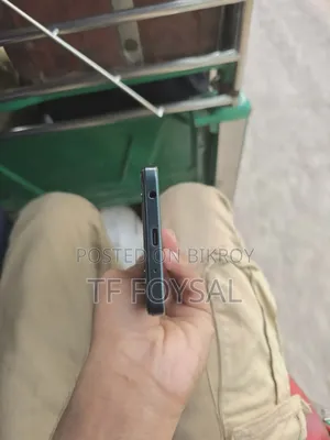 New Vivo Y04 64 GB Black
