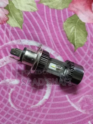এম৮ হেড লাইট