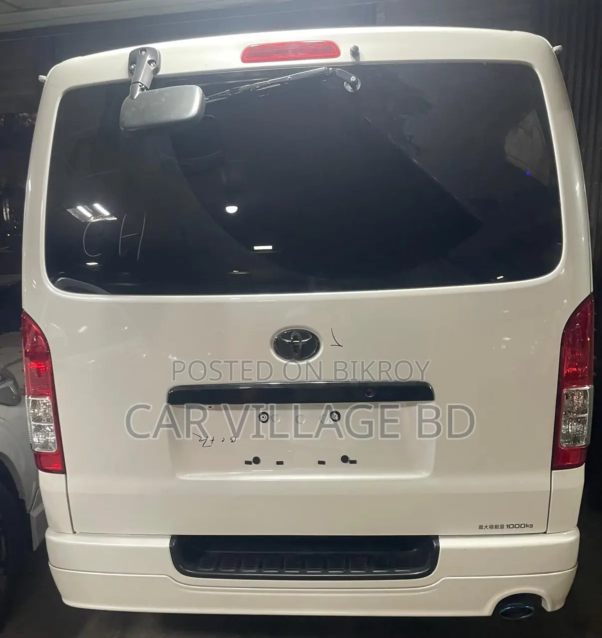 Toyota HiAce 2020 Pearl