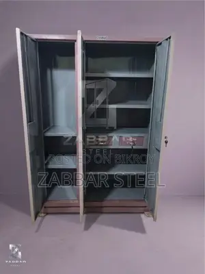 বড় পরিবারের সব প্রয়োজন মেটাতে Premium 3-Door Steel Almirah