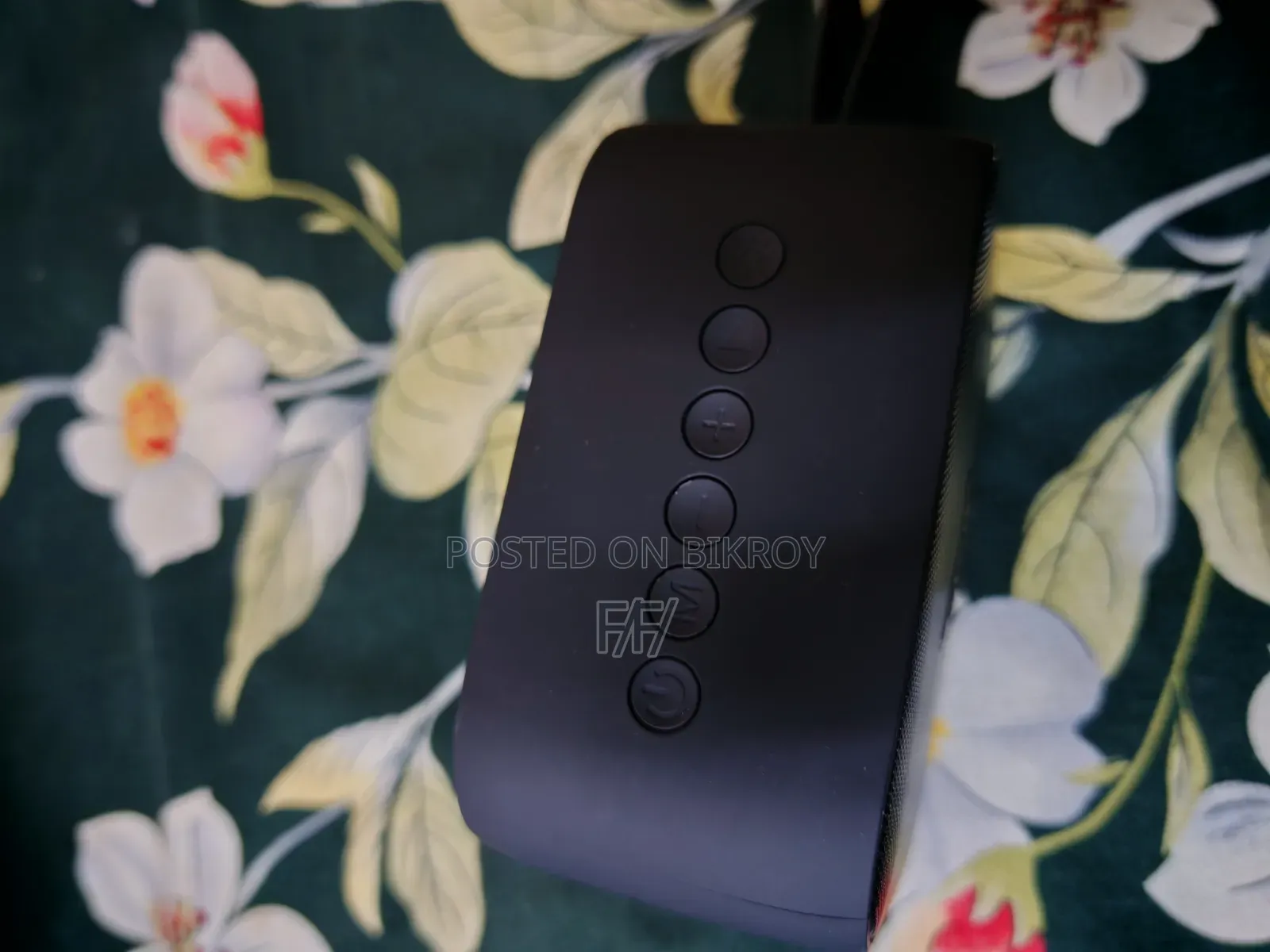 Kisonali S12 RGB Music Speaker