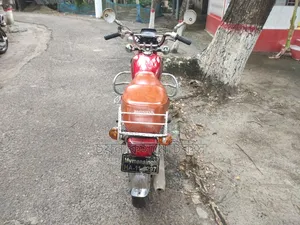 Honda 2009 Red