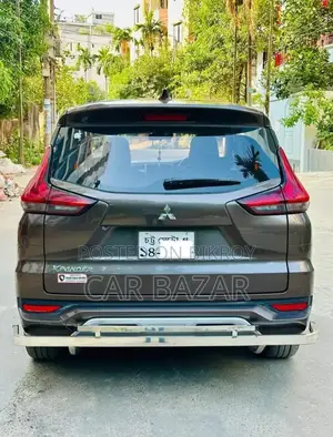 Mitsubishi Xpander Ultimate 2021 Brown