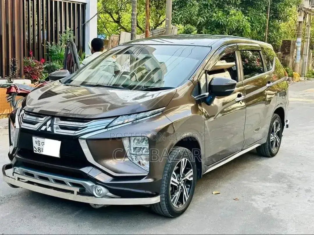 মিতসুবিশি এক্সপ্যান্ডার আল্টিমেট ২০২১ ব্রাউন