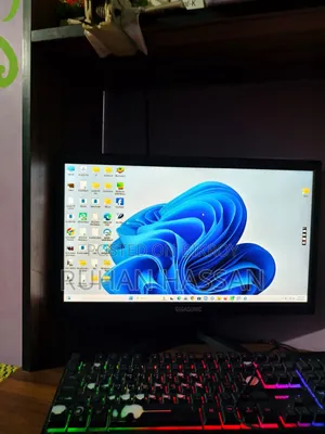 Desktop Computer 8GB Intel Core I3 SSD 500GB
