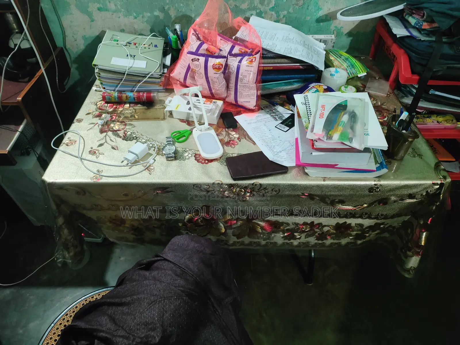 Foldable Plastic Table