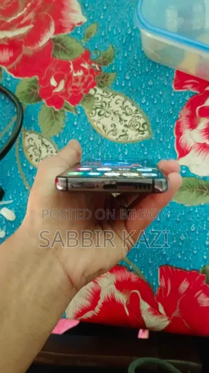 স্যামসাং গ্যালাক্সি এস২১ ৫জি ১২৮ জিবি ব্ল্যাক