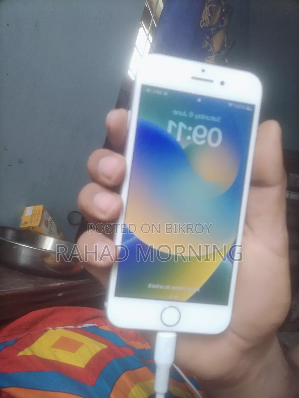 New Apple iPhone 8 64 GB White
