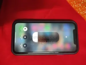 Apple iPhone 11 64 GB Red
