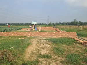 ত্রিভুবন ড্রিমল্যান্ড সিটিতে ২৫ কাঠা বাণিজ্যিক এন্টারপ্রাইজ প্লট