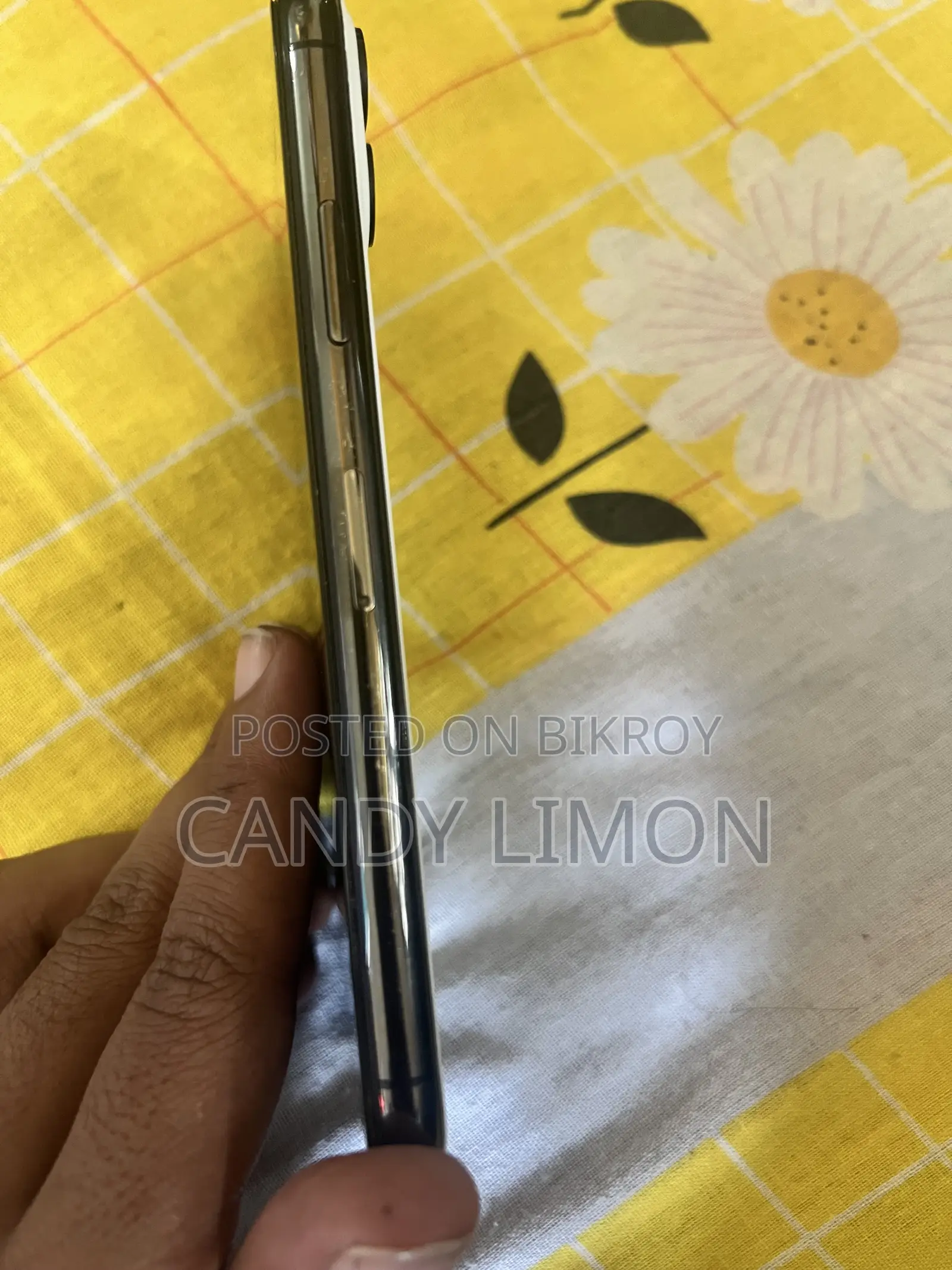 Apple iPhone X 64 GB Black