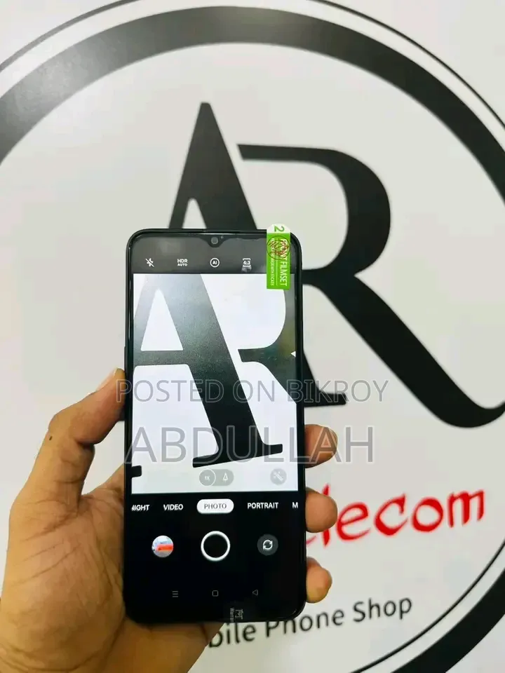 Realme V30 128 GB Bronze