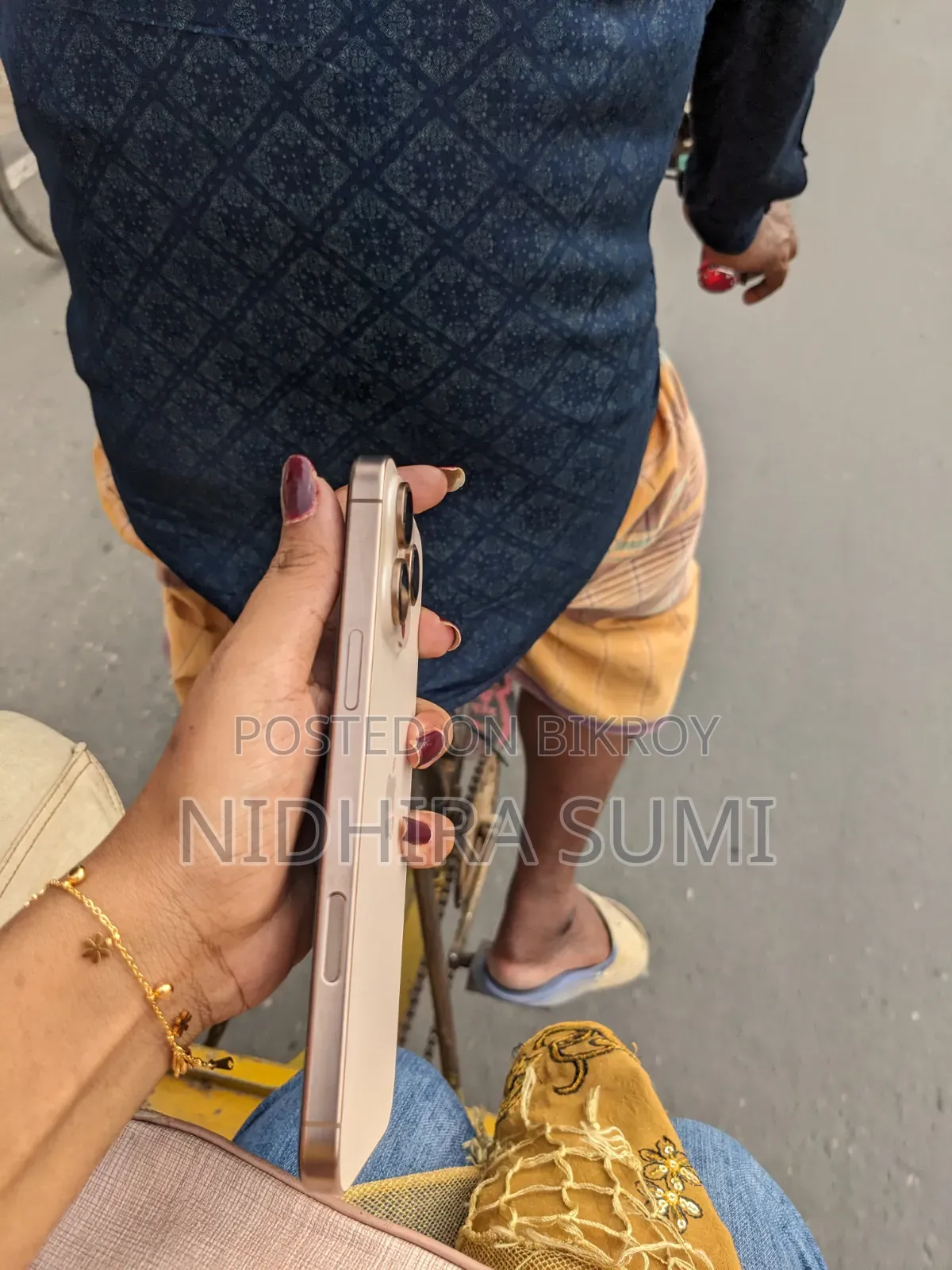 অ্যাপল আইফোন ১৬ প্রো ম্যাক্স ২৫৬ জিবি গোল্ড