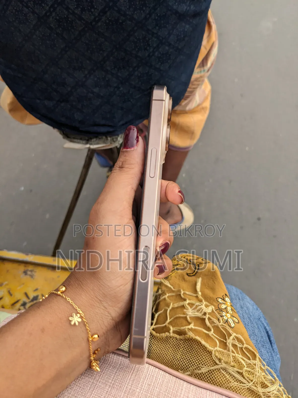 অ্যাপল আইফোন ১৬ প্রো ম্যাক্স ২৫৬ জিবি গোল্ড