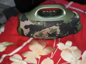 JBL Boombox 4 Mini