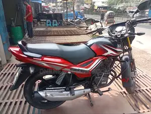 TVS Metro 2023 Black
