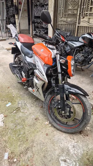 Suzuki Gixxer Fi ABS 2022 Orange