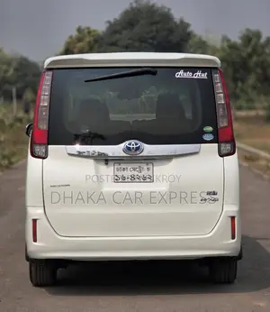 Toyota Noah 2016 Pearl