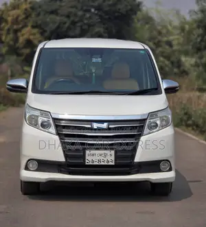 Toyota Noah 2016 Pearl