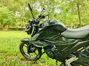 Suzuki Gixxer 2024 Black
