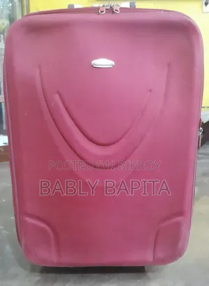 Large size used travel luggage suitable for travel