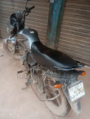 সুজুকি হায়াতে ইপি ২০২০ সিলভার