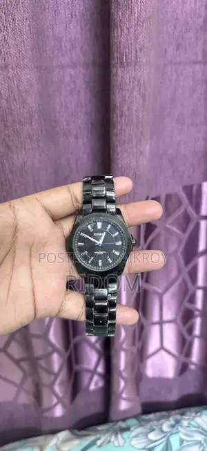 কারেন স্টাইলিশ ঘড়ি