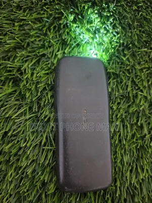 নোকিয়া ১০৫ কালো