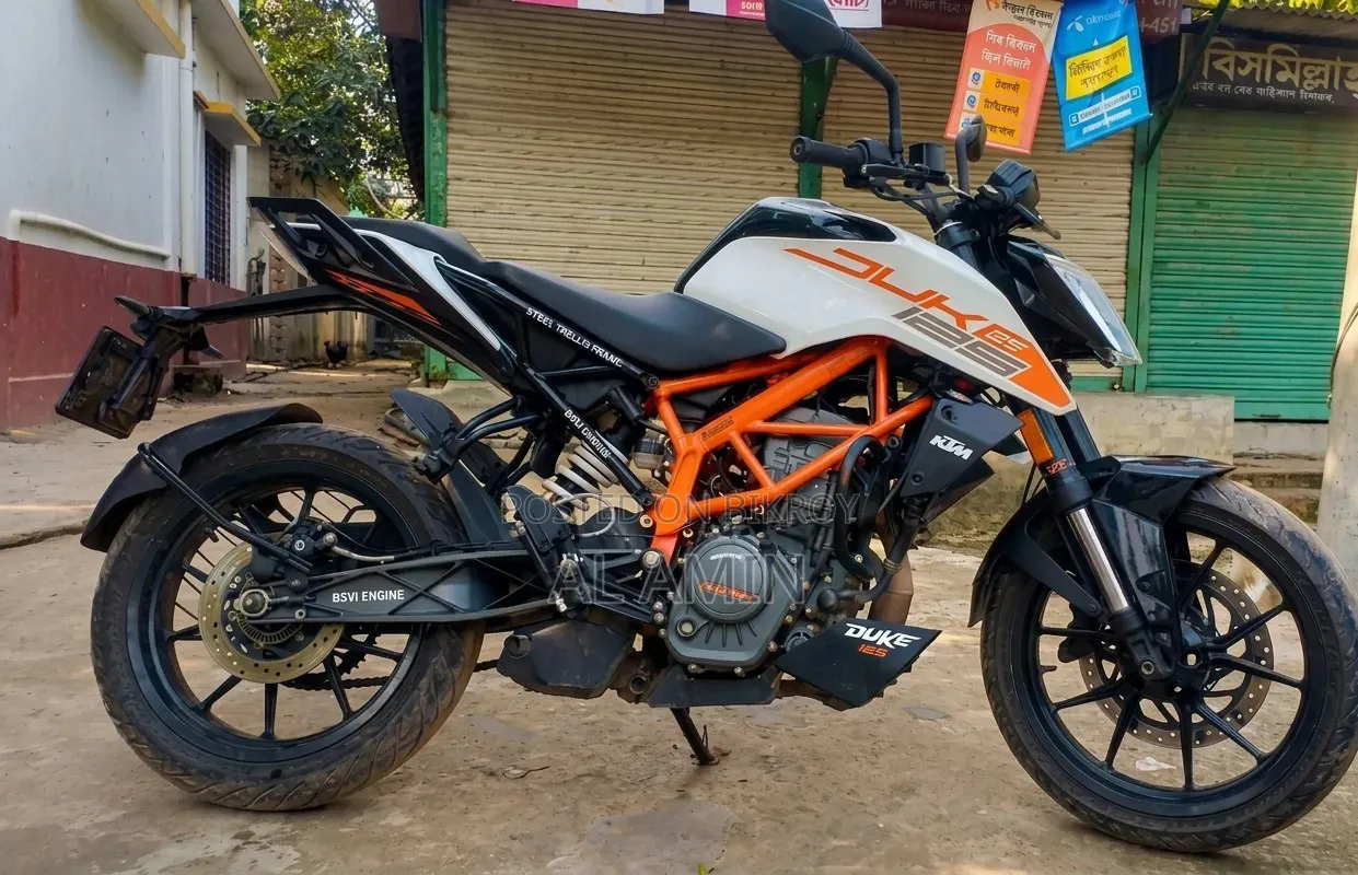 KTM Duke 125 2023 Black
