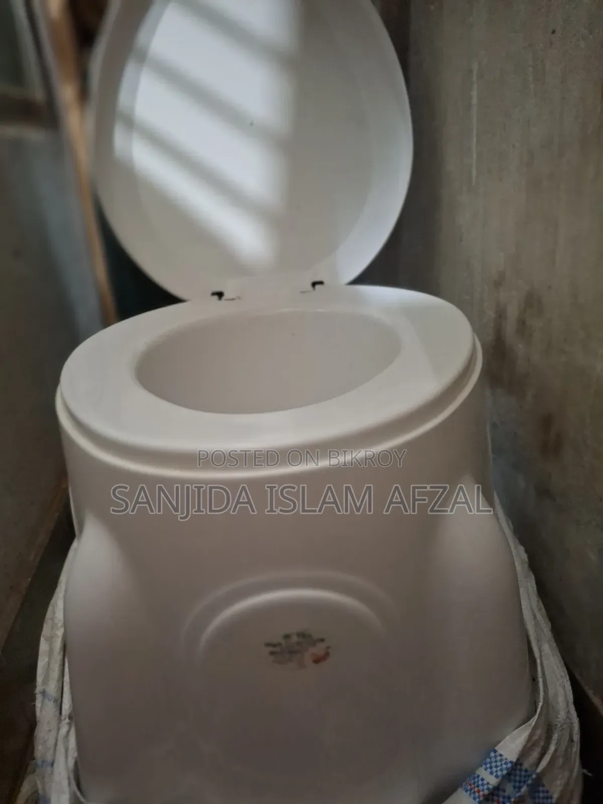 Plastic High Commode