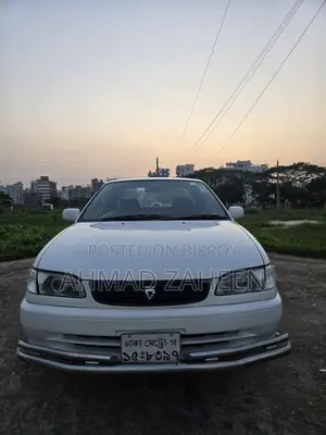 Toyota Corolla Sedan 1999 White