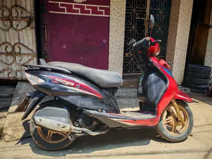 টিভিএস উইগো ২০১৮ লাল