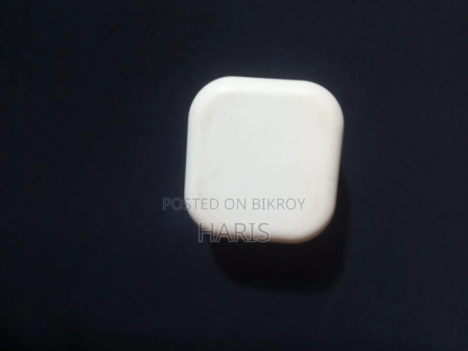 অ্যাপল অ্যাডাপ্টার এবং কেবল