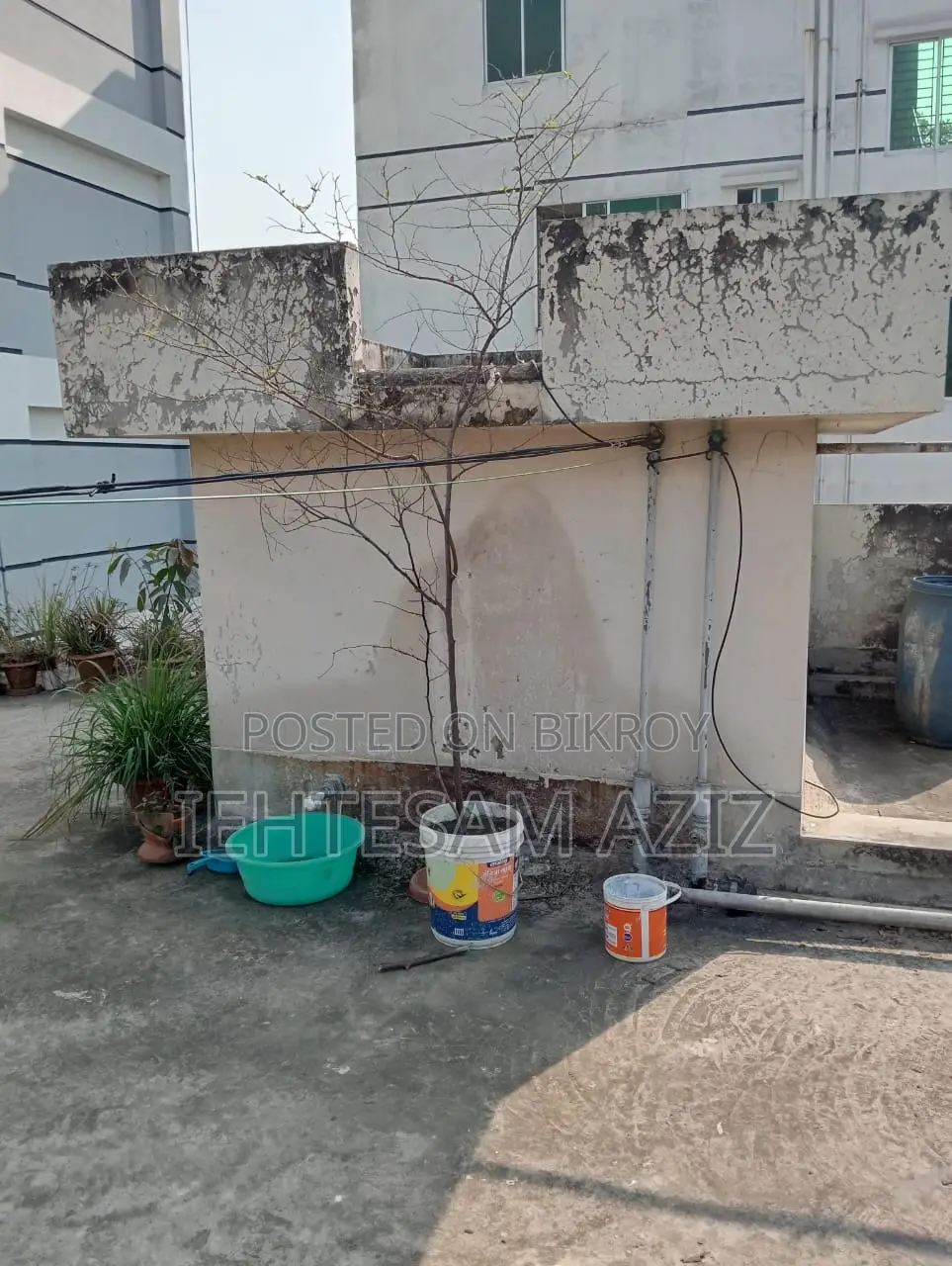 Furnished 2-bedroom Apartment in Banasree for sale
