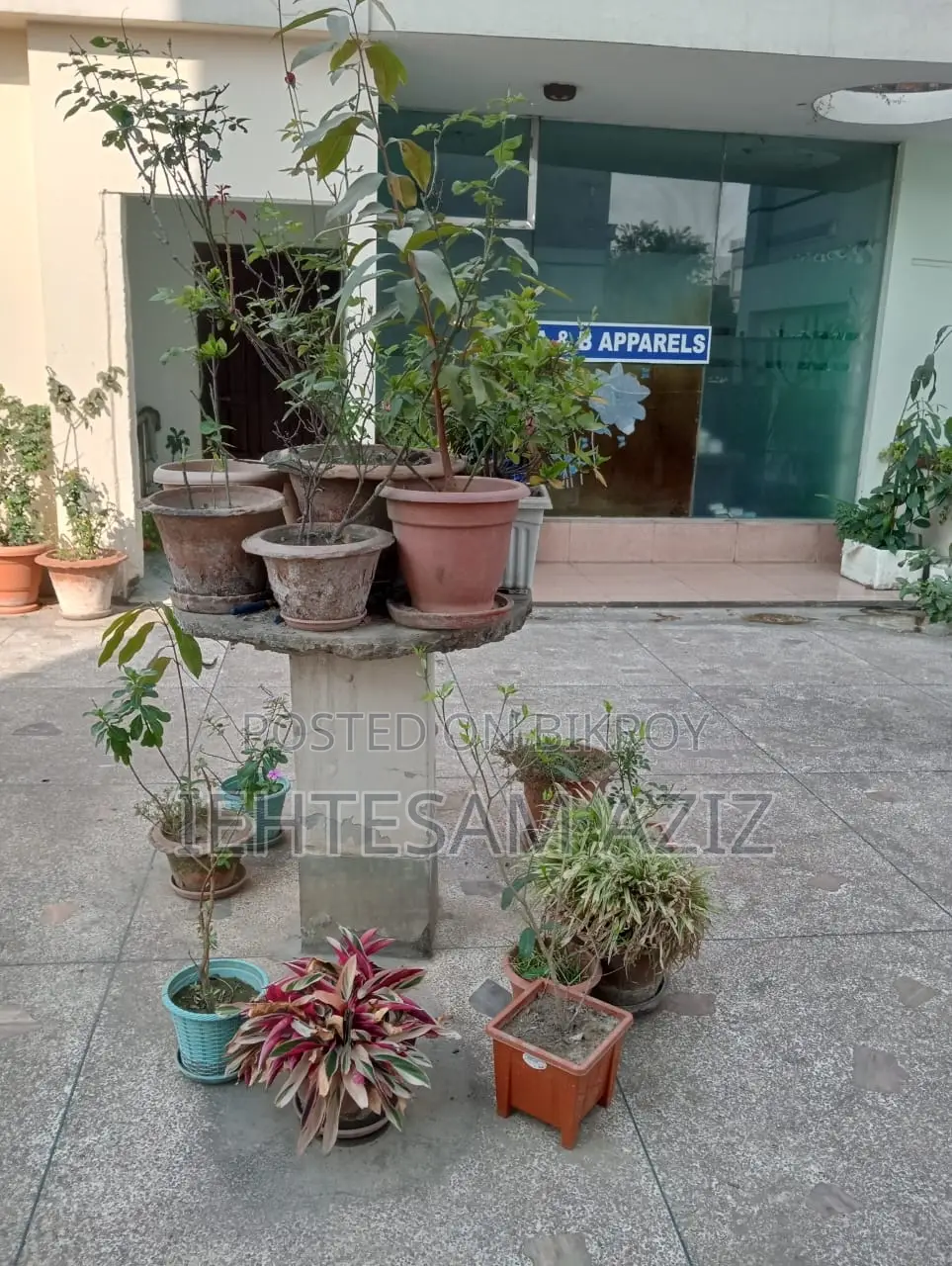 Furnished 2-bedroom Apartment in Banasree for sale