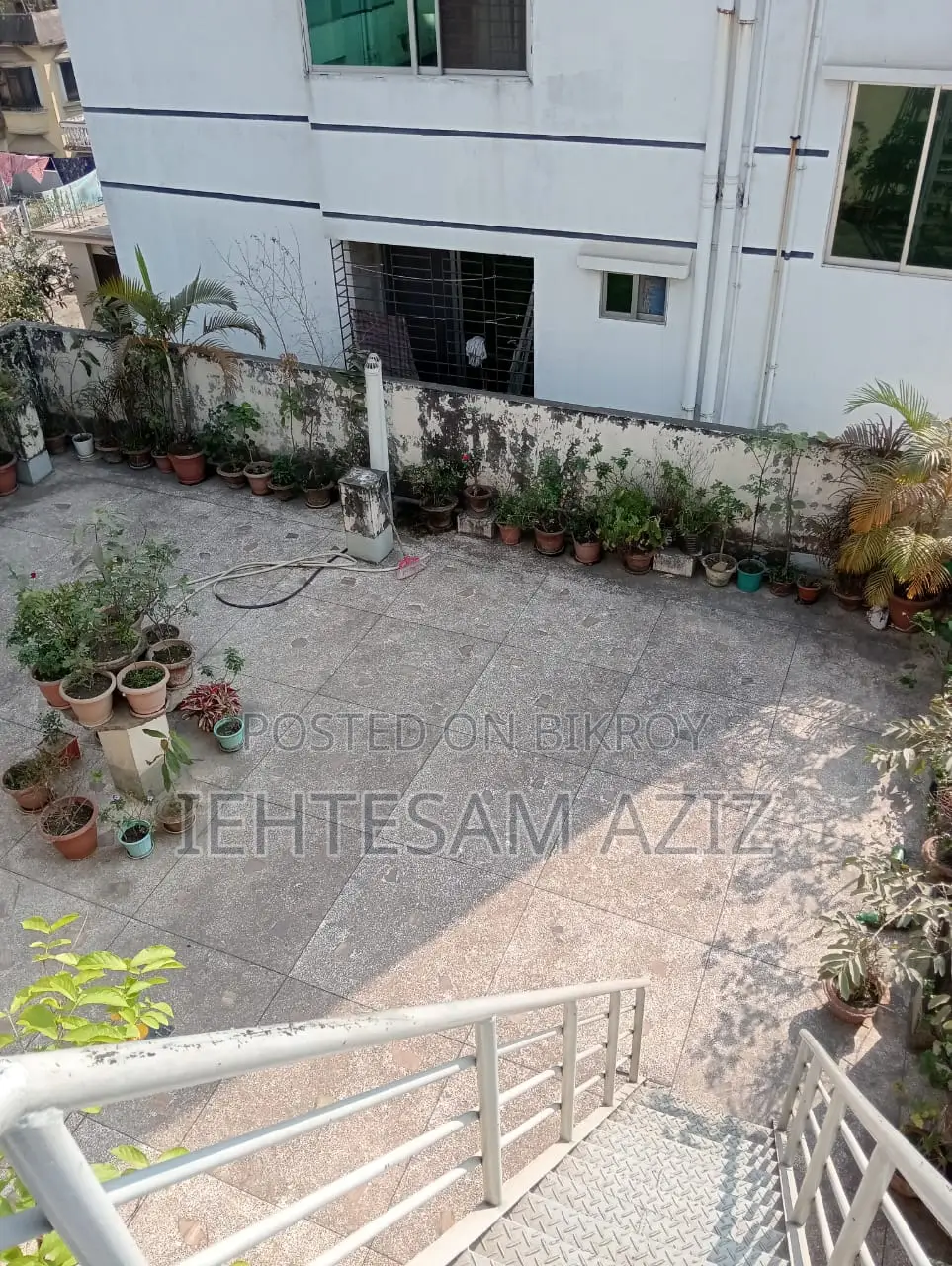 Furnished 2-bedroom Apartment in Banasree for sale