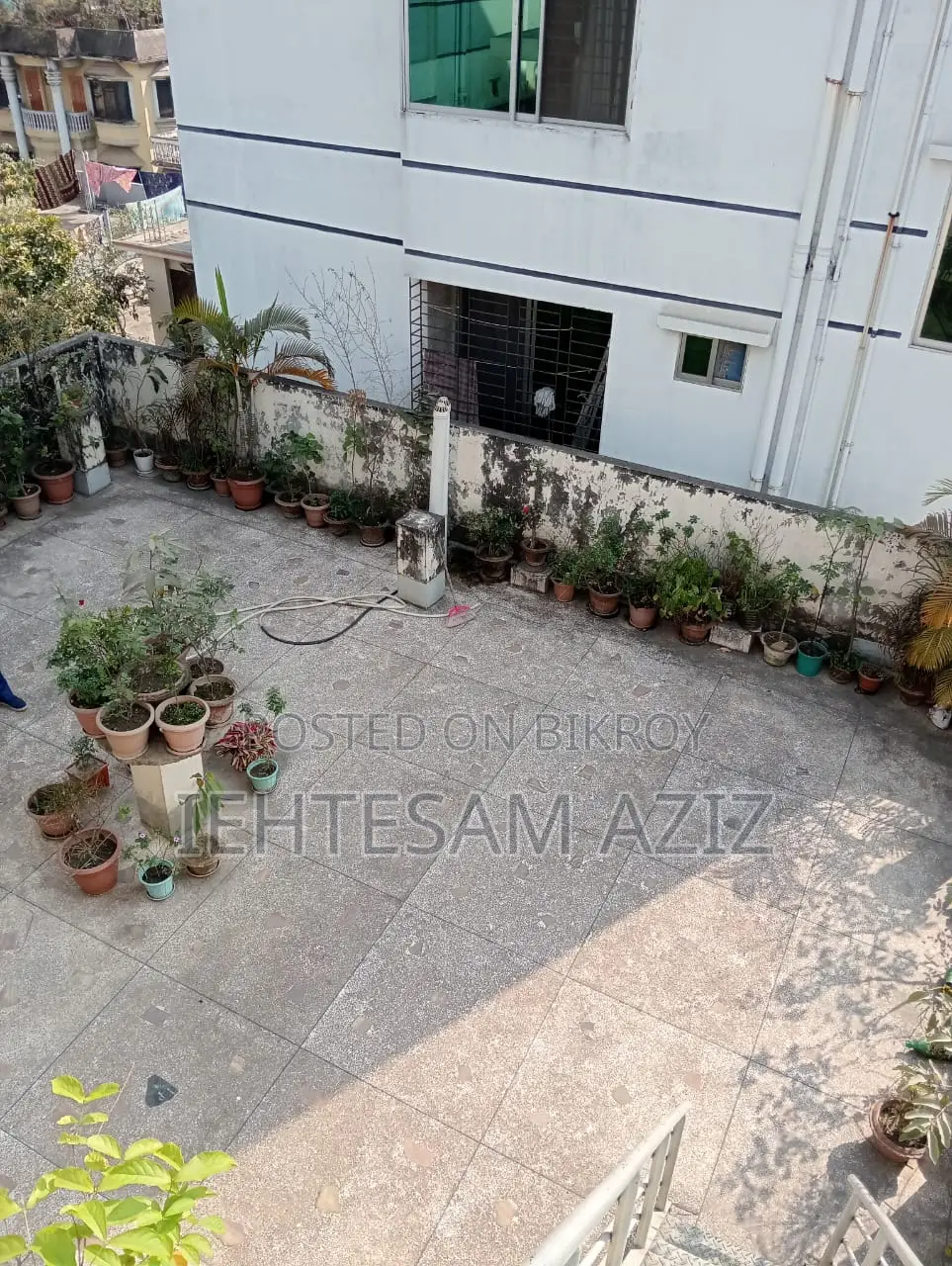 Furnished 2-bedroom Apartment in Banasree for sale