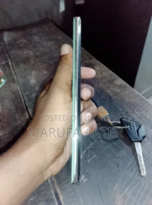 নতুন টেকনো স্পার্ক ২০ প্রো প্লাস ২৫৬ জিবি গ্রিন