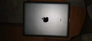 Apple iPad Wi-Fi 16 GB Silver