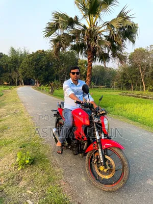 Suzuki Gixxer 2024 Red