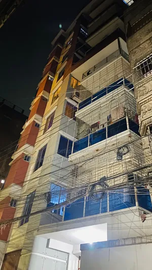 Studio Apartment in Miru Miah Tower, Lalbag for Sale