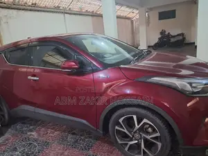 নতুন টয়োটা সি-এইচআর ২০১৮ মেরুন