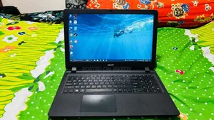 ল্যাপটপ Acer Aspire E1-572 ৮জিবি ইন্টেল কোর আই৩ এইচডিডি+এসএসডি ১২৮জিবি